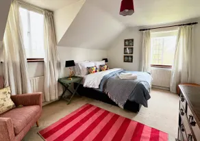 Eclectic Hilltop House - Panoramic Views of the South Downs - Image 4