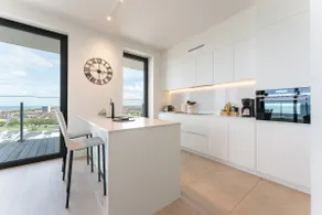 Central Park: phenomenal apartment with swimming pool and gym! - Image 2