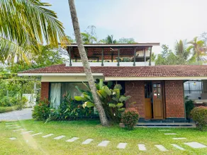 Riverside Villa in Cochin - Image 2