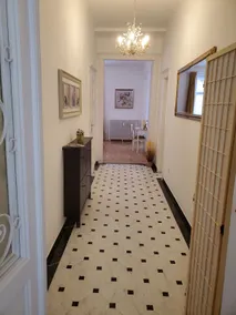 Elegant Apt near Castle District - Image 3