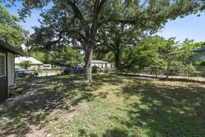 Sleeps 10! Medical District! Airport! Pet Friendly - Image 4