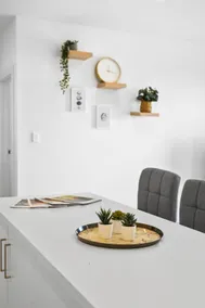 Lightview Oasis- Modern 2BR Apt- WiFi & Parking - Image 3