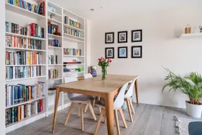 Spacious Apartment in Addlestone with Free Parking- Pass the Keys - Image 3