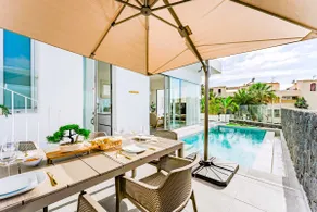 Villa Larisa - private heated pool, chill out and BBQ - Image 5