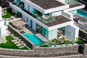 Villa Larisa - private heated pool, chill out and BBQ - Image 3