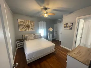 Lyndsay's Cottage - Image 2