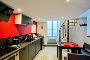 Unconventional movie studio in Nevers - Image 4