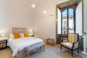Dante Alighieri Deluxe: 2BR, 2BA, A.C and elevator - Image 5