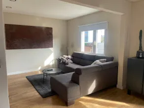 Modern apartment - Image 5