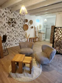 Charming little townhouse with hot tub. - Image 3
