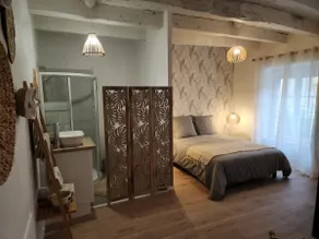 Charming little townhouse with hot tub. - Image 2