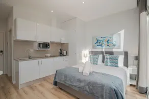 Art Deco Central Apartments - 3B - Image 2