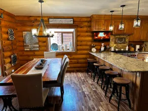 Log Home! Hot Tub, Close To USAFA &Spruce Mountain - Image 2