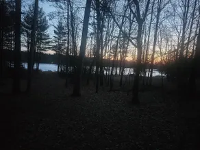 Red Oak Retreat -Cabin on the Water - Image 3
