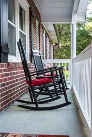 Bellfield Retreat w/ Oversized Deck - Image 4