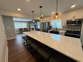 Modern Home near Plaza Midwood - Image 2