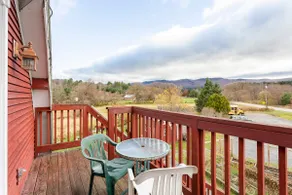 B suite Zenbarn 2BR Apt | VIP Perks Live Music - Image 5