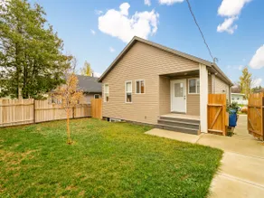 Henderson Lake&Exhibition 4 bed - Image 2