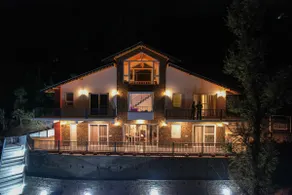 Sthiram - Image 2