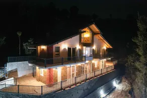 Sthiram - Image 3