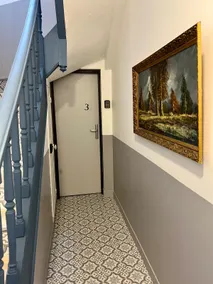 Sainte-Cécile 3 – Elegant Studio - Image 5