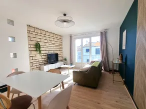 Waterfront 200 m from beach - Image 4