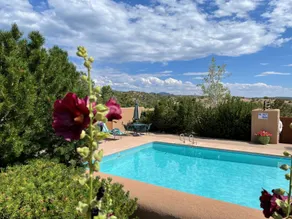 Cozy Santa Fe Casita with Views - Image 4
