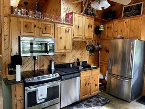 Four Season Private Retreat - Image 5