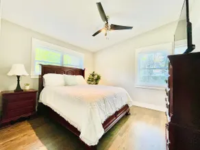 Golden Isles living - Image 4