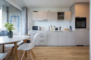 STAYY Sky Studio Premium Apartment near Limmattal Hospital - 24h Self Check-in with free Parking - Image 3