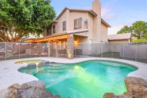 Waterfront getaway in Arizona - Image 5