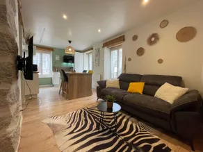 Cozy Jungle Room, escape to Saint Claude - Image 2