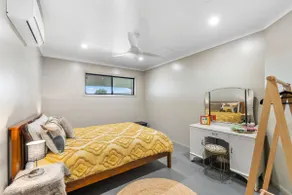 Hawkview Rest Guest House - Image 3
