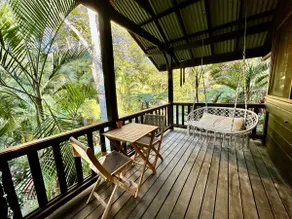 Rainforest Cabin With Bath - Image 5
