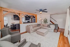 Hillside Haven w/ Great Views-King Bed-Pool Table - Image 2