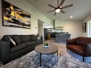 Deep in the Heart of Salado - Image 2