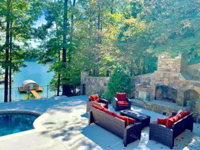 Sunrise Villa: Lakefront Resort w/Pool & Hot Tub - Image 4