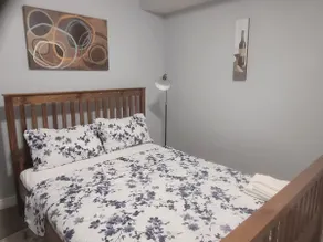 Oasis Court - Image 3