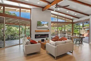 Modern | Pool | Pond | Arcade | Quiet | Location | Safe - Image 3