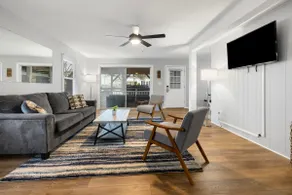 Edgewater Oasis: 2BR Bayside Near Boardwalk - Image 3
