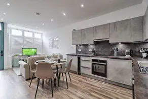 Coastal Nest - Premium flat,3 Minutes to the Beach - Image 3