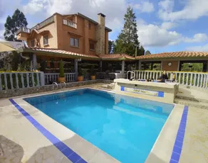 Finca Siberia - 10 minutes from the airport - Image 2