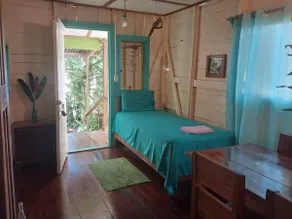 Cute Caribbean Cabana in Saigon: basic but cosy! - Image 5