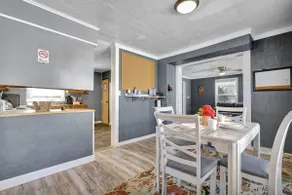 Spacious 3 Bedroom, 4Bed Cozy Home - Image 5