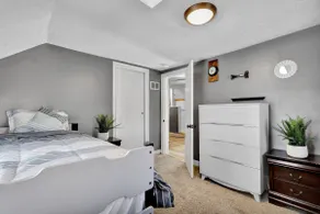 Spacious 3 Bedroom, 4Bed Cozy Home - Image 3