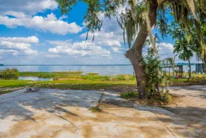 Lake Reedy Resort - Image 2