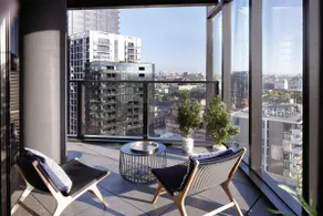 'Panoramic Elegance' Stylish off Chapel St with Pool - Image 4