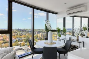 'Panoramic Elegance' Stylish off Chapel St with Pool - Image 3