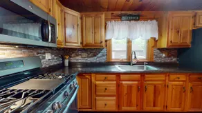 Private Waterfront Dog Friendly Lake House - Image 4