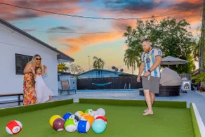 Messi Airbnb | 8 mins from Hard Rock | 8 people | Pool | BBQ - Image 4